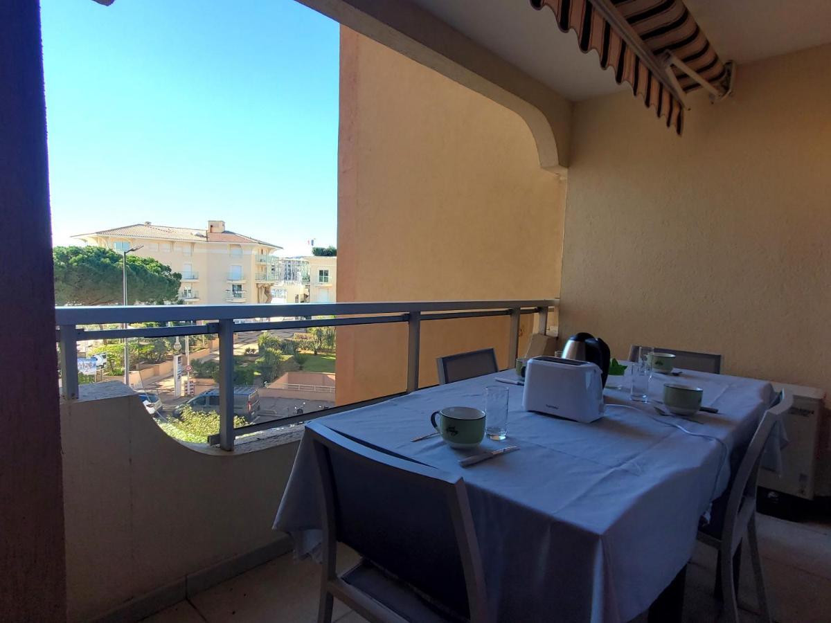 Frejus Plage Le Capitole T2 35M2 Climatise Balcon Apartment Luaran gambar